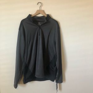 NWT OAKLEY SWEATSHIRT w/ Half Zipper - Size: Men’s XXL